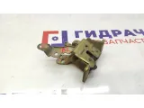 Замок двери задней левой Toyota Estima 2 69380-28060.