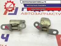 Петли двери передней левой Toyota Estima 2. Пара.