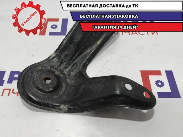 Кронштейн балки передний правый Toyota Estima 2 51023-28020.