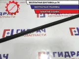 Накладка стекла двери передняя правая Toyota Estima 2 75955-28010.