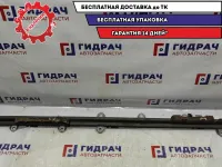 Салазки сиденья задние правые Toyota Estima 2 72160-28430. Длинные.