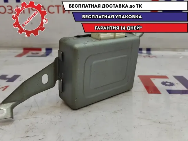 Блок управления камерой Toyota Estima 2 8679228040.