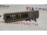 Плафон салона с дефлектором Toyota Estima 2 81290-28010. Дефект. Царапины.