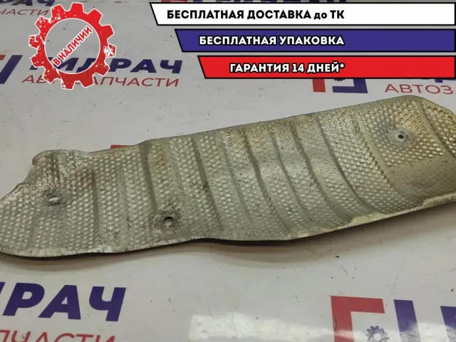 Теплозащитный экран Toyota Estima 2 58152-28020.