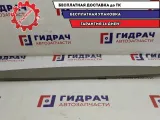 Обшивка двери багажника верхняя Toyota Estima 2 67687-28060-B0.