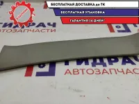 Обшивка двери багажника правая Toyota Estima 2 6258128040.