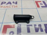 Демпфер бардачка Toyota Highlander 2 (XU40) 55557-48010