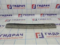 Накладка крышки багажника Toyota Highlander 2 (XU40) 76801-48330