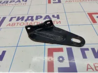 Крюк буксировочный задний правый Toyota Highlander 2 (XU40) 51967-48010