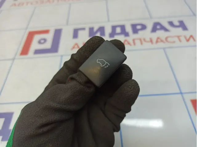 Кнопка открывания багажника Toyota Highlander 2 (XU40) 84930-48050