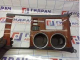 Накладка декоративная на центральную консоль Toyota Highlander 2 (XU40) 58804-48300-C0