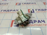 Замок багажника Toyota Highlander 2 (XU40) 69370-48010