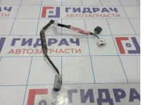 Проводка двери передней правой Toyota Highlander 2 (XU40) 89746-48040