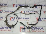 Проводка двери передней правой Toyota Highlander 2 (XU40) 82151-48680