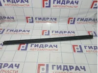 Уплотнитель стекла переднего правого Toyota Highlander 2 (XU40) 67863-48010