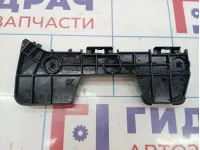 Направляющая заднего бампера правая Toyota Highlander 2 (XU40) 52157-48010