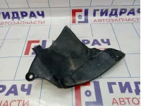 Пыльник двигателя правый Toyota Highlander 2 (XU40) 53736-06030