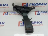 Воздухозаборник (наружный) Toyota Highlander 2 17752-31080.