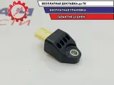 Датчик AIR BAG Toyota Highlander 2 89831-33020.