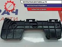 Направляющая заднего бампера правая Toyota Highlander 2 52157-48010.