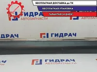 Накладка двери передней правой Toyota Highlander 2 75071-48070. Хром. Царапины, ремонтировалась.