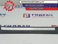 Накладка порога внутренняя передняя правая Toyota Highlander 2 67911-48080-C0.