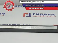 Накладка порога внутренняя передняя левая Toyota Highlander 2 67912-48080-C0.