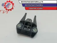 Датчик AIR BAG Toyota Highlander 2 89173-35080.