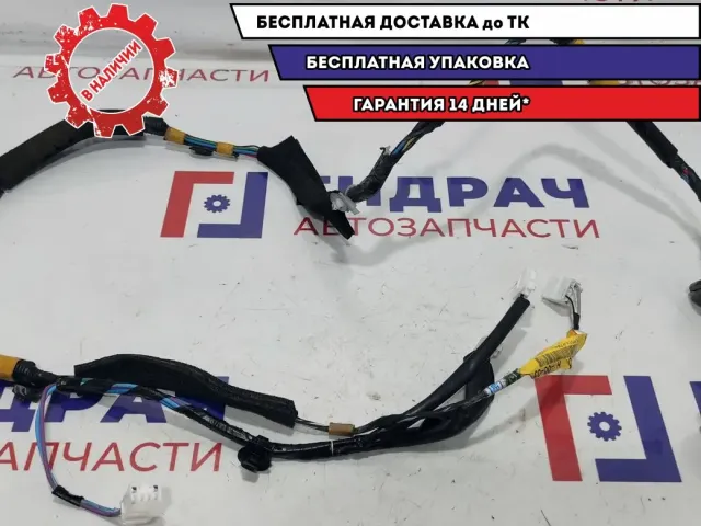 Проводка двери задней левой Toyota Highlander 2 82154-48040.