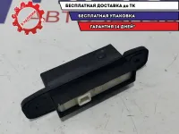 Кнопка открывания багажника наружная Toyota Highlander 2 84840-28030.