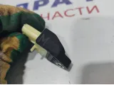 Датчик AIR BAG Toyota Highlander 2 89831-33020.