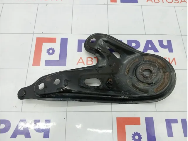 Кронштейн передней балки задний левый Toyota Highlander 5102448040