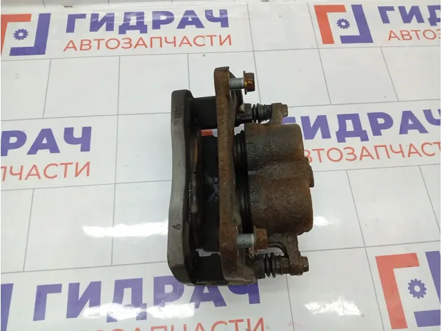 Суппорт тормозной передний правый Toyota Highlander 4773048150