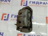 Суппорт тормозной передний правый Toyota Highlander 4773048150