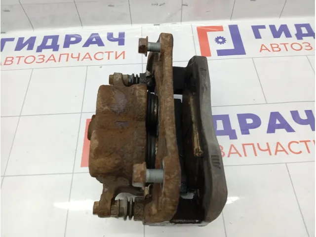 Суппорт тормозной передний левый Toyota Highlander 4775048110