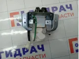 Замок багажника Toyota Highlander 6937048010