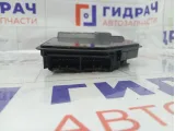 Блок предохранителей Toyota Highlander 8272048110