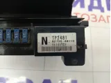 Блок предохранителей Toyota Highlander 8272048110