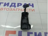 Крышка аккумулятора (АКБ) Toyota Highlander 8282148020