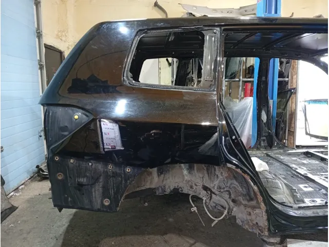 Крыло заднее правое Toyota Highlander