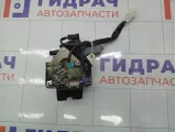 Замок багажника Toyota Highlander 6935028160