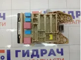 Блок предохранителей Toyota Highlander 8273048M