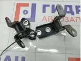 Петли двери задней левой Toyota Highlander 6876020121