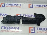 Дефлектор радиатора правый Toyota Highlander 5329348090
