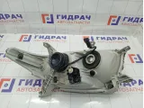 Фара левая Toyota Highlander 8117048A30