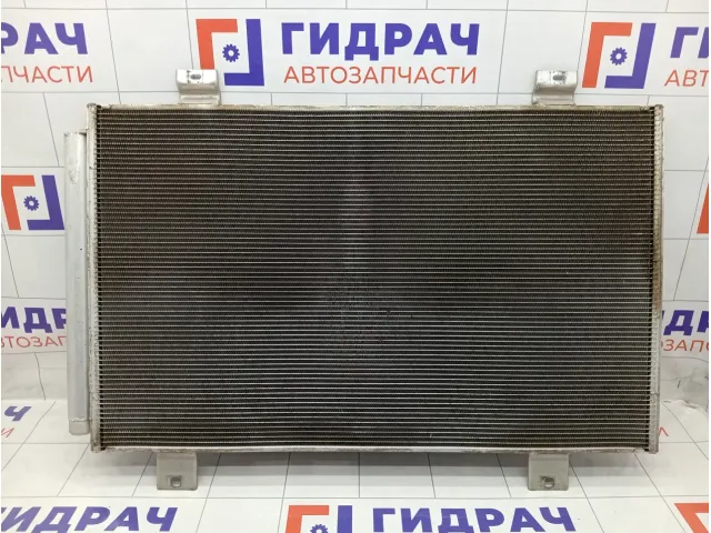 Радиатор кондиционера Toyota Highlander 8846048101