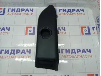 Подстаканник в обшивку багажника левый Toyota Highlander 6471548060