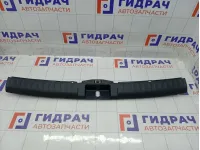 Обшивка багажника на заднюю панель Toyota Highlander 5838748050
