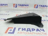 Пыльник бампера задний правый Toyota Highlander 5872348040
