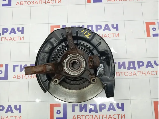 Кулак поворотный передний правый Toyota Highlander 4321148010